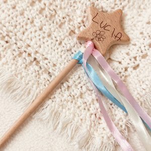 varita de madera personalizada